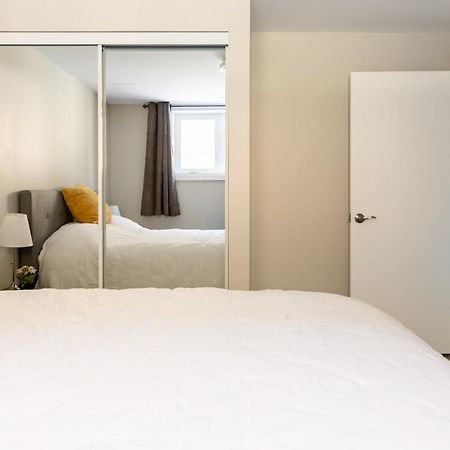 Entire 2 Bedroom Apartment Downtown - U1 Kitchener Exterior photo
