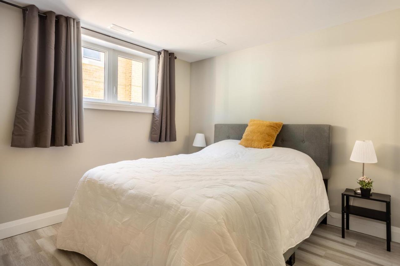 Entire 2 Bedroom Apartment Downtown - U1 Kitchener Exterior photo